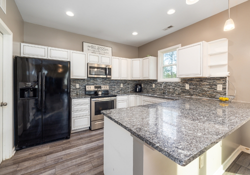 Quartz countertop company in DFW