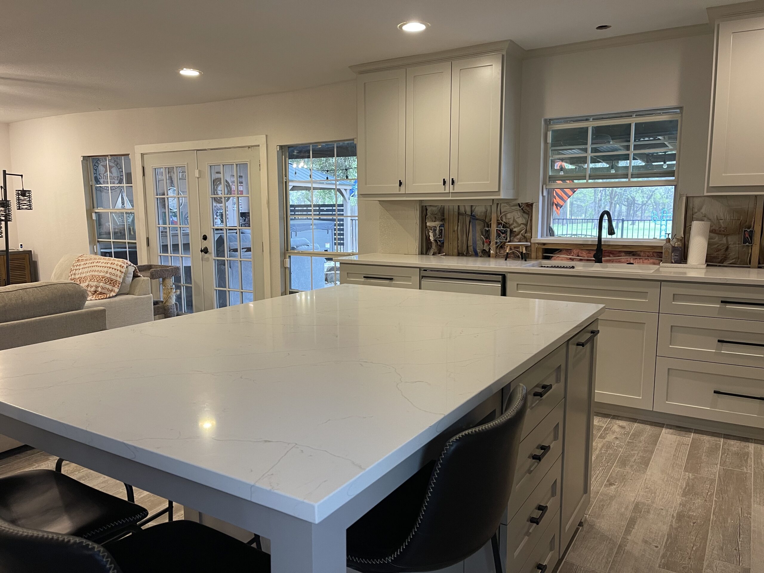 Highland Village Quartz countertop company near you